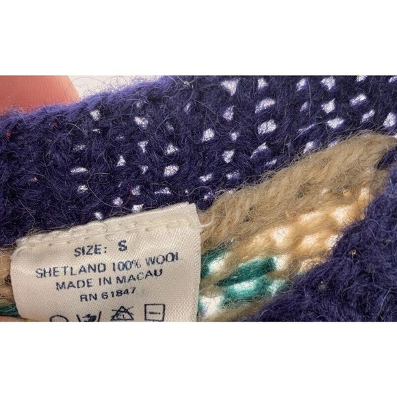 Women's Seychelle Hand Knit Button Up Cardigan Sweater Navy Blue/Green/Red Sz S - Picture 3 of 12